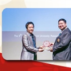 ผู้ช่วยศาสตราจารย์ ดร.ขจีพร วงศ์ปรีดี ได้รับรางวัลเชิดชูเกียรตินักวิจัยที่สร้างชื่อเสียงให้กับมหาวิทยาลัย ในงานการประชุมวิชาการระดับชาติ "มศว วิจัย" ครั้งที่ 9